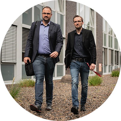 Marc Riegel, Geschäftsführer, und Jan Peukmann, Prokurist, der SAFETEE GmbH
